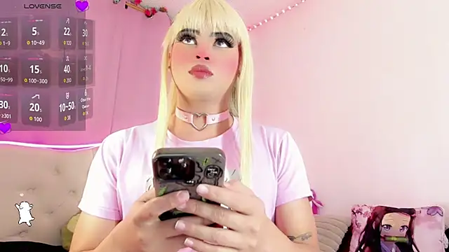 Snapshot of BabyNaomi2 chatting on September 10, 2025, 11:38 pm BabyNaomi2 online show from September 10, 2025, 11:38 pm