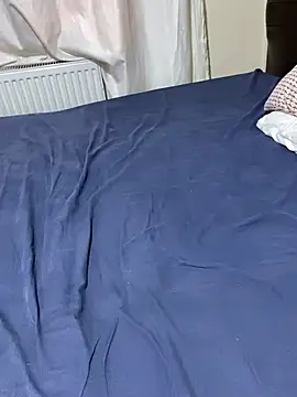 yasemintas online show from March 9, 2025, 11:56 pm