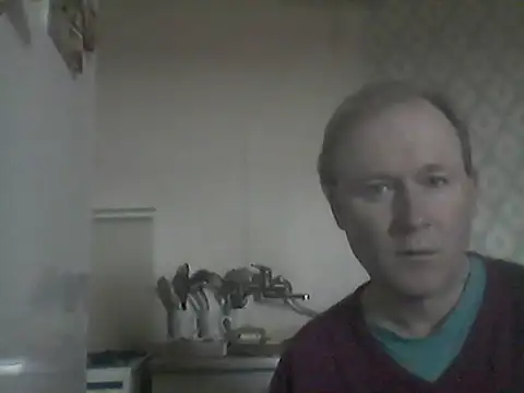 petermiki57 online show from March 18, 2025, 2:04 pm