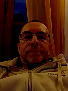 Xavspank2 online show from February 8, 2026, 5:38 pm