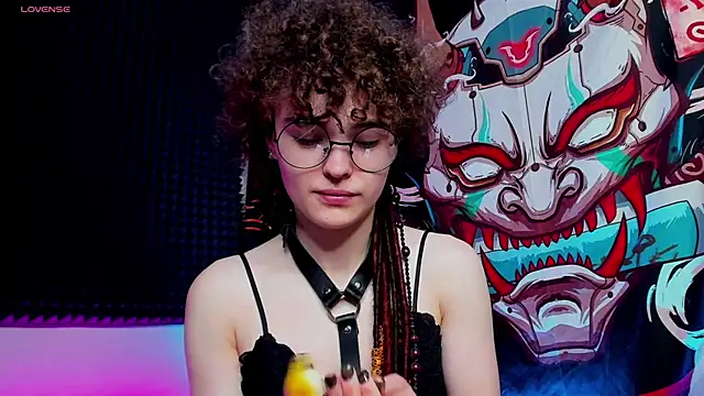 Snapshot of Dizer_clopy chatting on March 21, 2025, 10:39 am Dizer clopy online show from March 21, 2025, 10:39 am