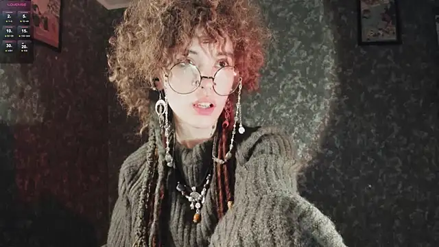 Snapshot of Dizer_clopy chatting on October 1, 2025, 4:35 pm Dizer clopy online show from October 1, 2025, 4:35 pm