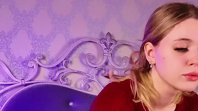 BECKI VRES online show from October 10, 2025, 9:14 pm