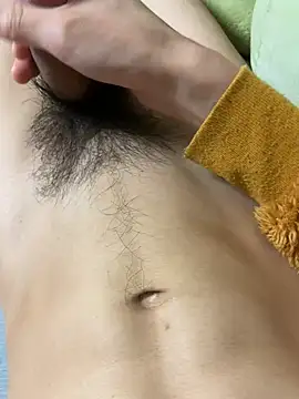 tsune694 online show from November 11, 2025, 4:07 pm