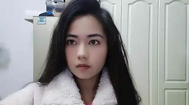 Lucy-xixi online show from February 22, 2025, 1:13 pm