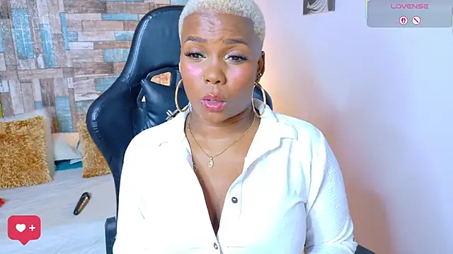 DashaSousaa online show from April 9, 2026, 1:16 am