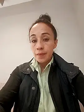 Coeur de luxure online show from February 24, 2025, 12:59 pm