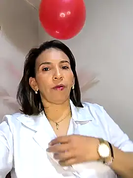 Mrsvictoriaaa online show from February 19, 2025, 2:12 pm