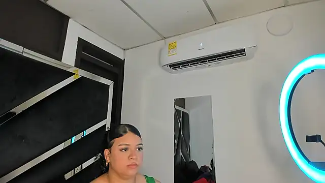 Rubyxht online show from January 16, 2026, 12:42 pm