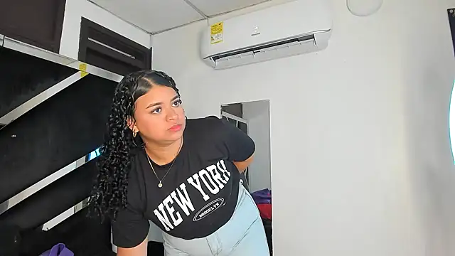 Rubyxht online show from February 25, 2026, 12:37 pm