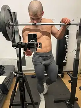 Snapshot of pesyelisa chatting on February 20, 2025, 6:57 pm pesyelisa online show from February 20, 2025, 6:57 pm