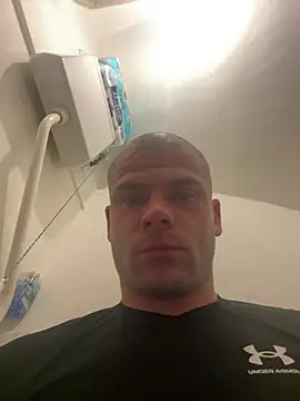 Snapshot of pesyelisa chatting on February 28, 2025, 3:04 pm pesyelisa online show from February 28, 2025, 3:04 pm