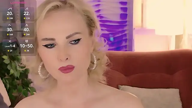 Snapshot of Sandra_Kind chatting on June 11, 2026, 5:27 am Sandra Kind online show from June 11, 2026, 5:27 am