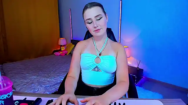 Sofia beautifuul online show from June 28, 2026, 2:28 am