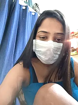 COZY ROZI online show from March 1, 2025, 9:15 pm