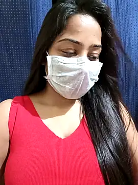 COZY ROZI online show from March 9, 2025, 4:00 pm