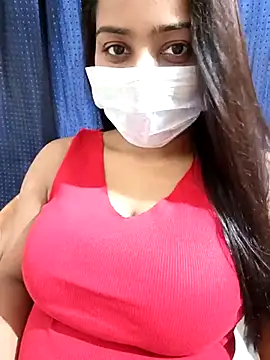 COZY ROZI online show from March 12, 2025, 4:56 pm