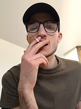 yoyoboy988 online show from March 8, 2025, 12:41 pm