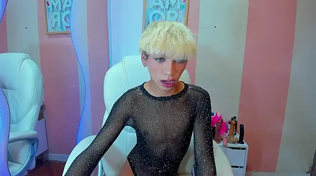 Danny Luxx online show from February 17, 2025, 8:15 pm