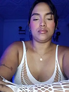 victoria roussee online show from February 5, 2026, 5:45 am