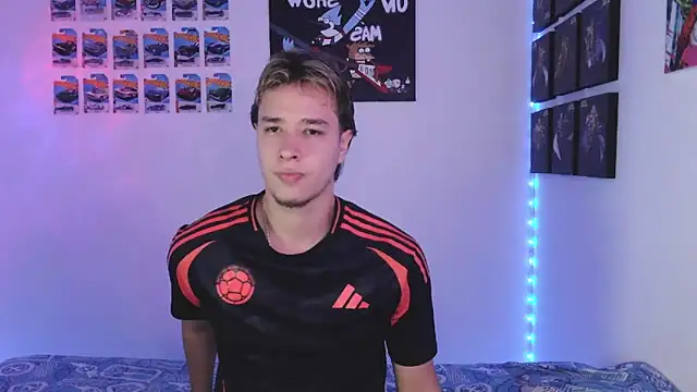 jack walker190 online show from October 30, 2025, 6:04 am