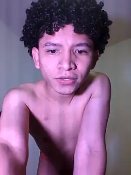 Snapshot of Magno_03 chatting on January 31, 2026, 7:45 pm Magno 03 online show from January 31, 2026, 7:45 pm