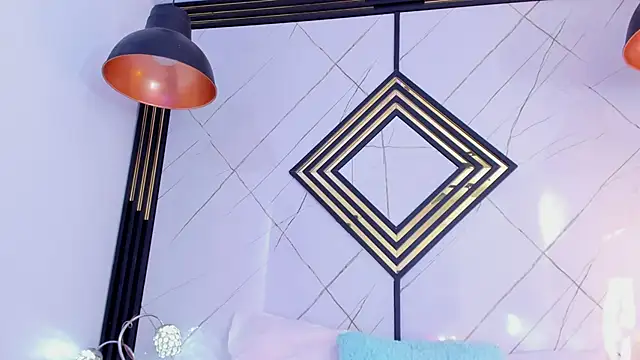 EmilyDiaaz online show from October 1, 2025, 12:11 pm