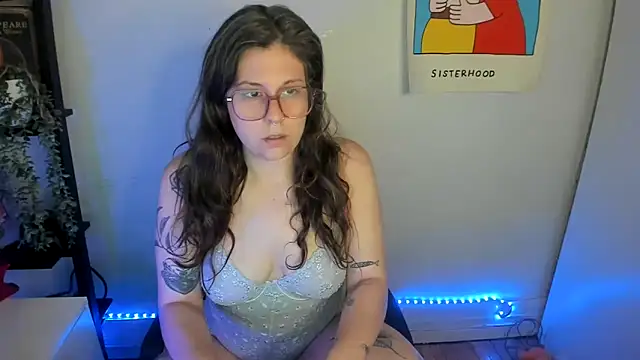 Snapshot of Rosiee69_ chatting on April 25, 2026, 5:10 pm Rosiee69 online show from April 25, 2026, 5:10 pm