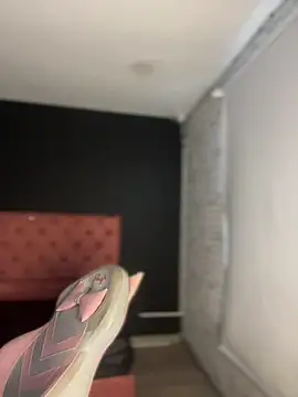 Snapshot of Emily-teen chatting on March 13, 2025, 10:43 pm Emily-teen online show from March 13, 2025, 10:43 pm