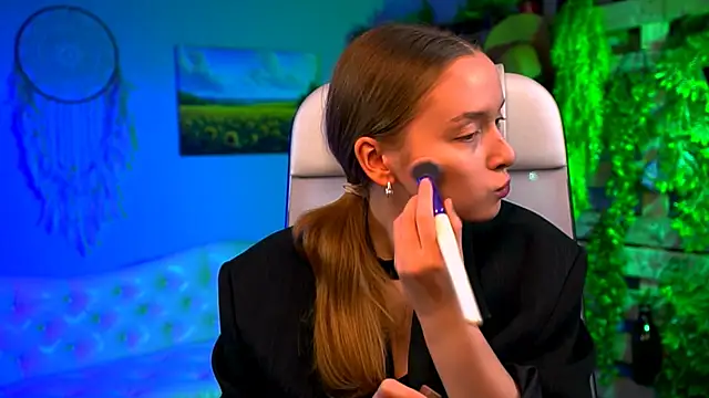 JenniferGraces online show from February 22, 2026, 7:12 pm