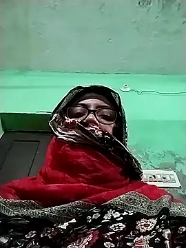 cuteangel9999 online show from February 18, 2025, 1:10 am