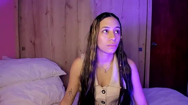 TANIA 06 online show from May 25, 2026, 1:17 pm