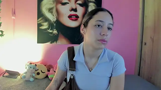 Snapshot of TANIA_06 chatting on July 6, 2026, 1:08 pm TANIA 06 online show from July 6, 2026, 1:08 pm