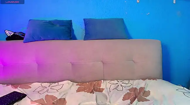 Vicky Miller 05 online show from February 27, 2025, 10:53 pm