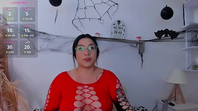 emily-777 online show from October 20, 2025, 9:15 pm