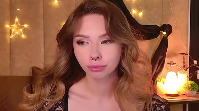 Sierra Fane online show from April 13, 2026, 11:05 am