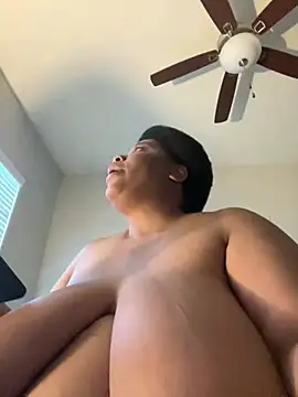 Snapshot of Deshay30 chatting on February 15, 2026, 11:56 pm Deshay30 online show from February 15, 2026, 11:56 pm