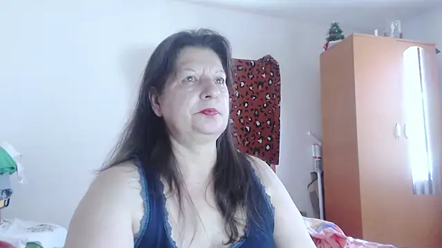 ExtasyMature online show from July 10, 2026, 8:18 am