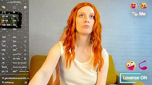 KristinMoore online show from March 20, 2025, 12:43 pm