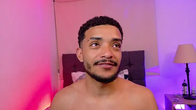 eross chipre  online show from March 26, 2026, 5:02 am