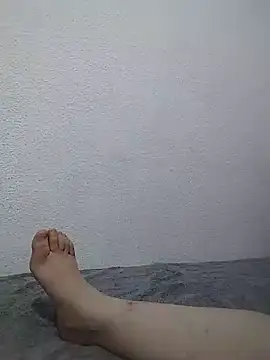 LindosPies online show from February 28, 2025, 2:20 am