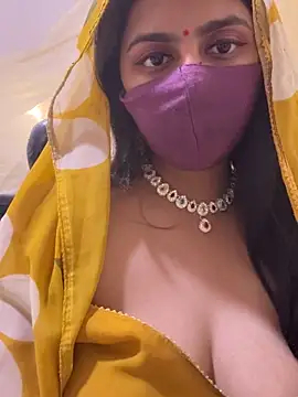 Dishasarmaa05 online show from November 18, 2025, 4:00 pm