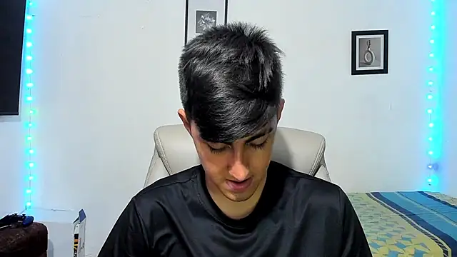 babymaik online show from October 26, 2025, 5:35 am