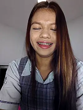 Snapshot of sophia_ramirez12 chatting on April 18, 2026, 1:20 am sophia ramirez12 online show from April 18, 2026, 1:20 am