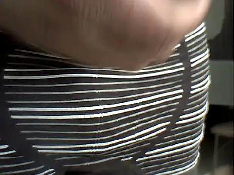 Snapshot of Mthondo-qinile chatting on October 24, 2025, 8:33 am Mthondo-qinile online show from October 24, 2025, 8:33 am