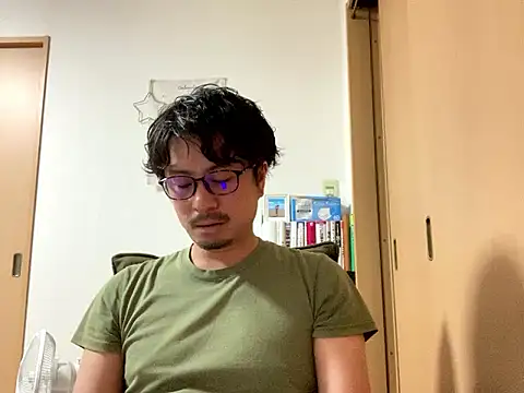 Snapshot of masato1115aa chatting on September 19, 2025, 2:40 pm masato1115aa online show from September 19, 2025, 2:40 pm