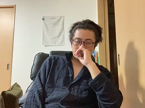 Snapshot of masato1115aa chatting on October 15, 2025, 5:02 pm masato1115aa online show from October 15, 2025, 5:02 pm