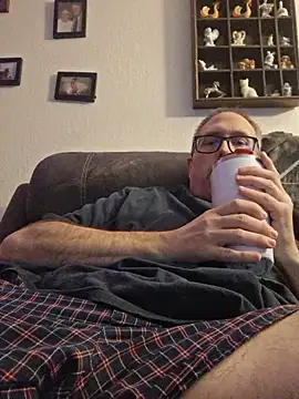 Smallone327 online show from April 12, 2026, 3:33 am