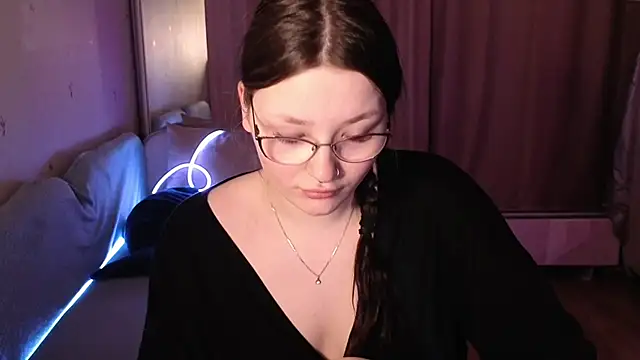 milliedoll online show from March 12, 2026, 11:55 pm