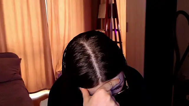 milliedoll online show from March 27, 2026, 7:25 am